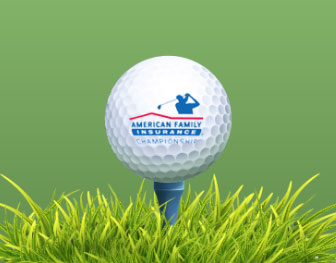 Golf ball and tee on patch of grass — tourism digital marketing case study